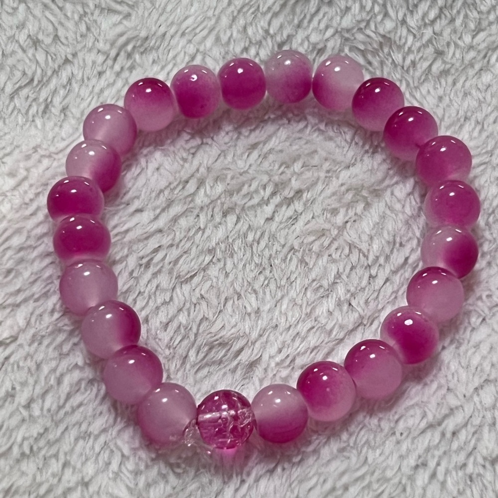 Handmade Gorgeous Deep Hot Pink Ombréd Beaded Bracelet, Size 7” - Picture 3 of 3